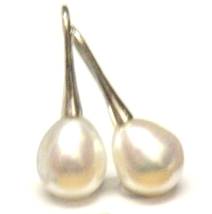 White Drop Pearl Silver Earring